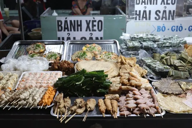 Oanh tạc phố ẩm thực Quy Nhơn c&ugrave;ng top m&oacute;n ngon qu&ecirc;n lối về 11