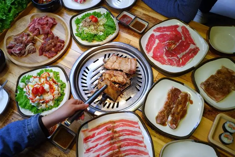 Phá đảo ẩm thực tại top 5 nhà hàng buffet Quy Nhơn ngon hết nấc 5