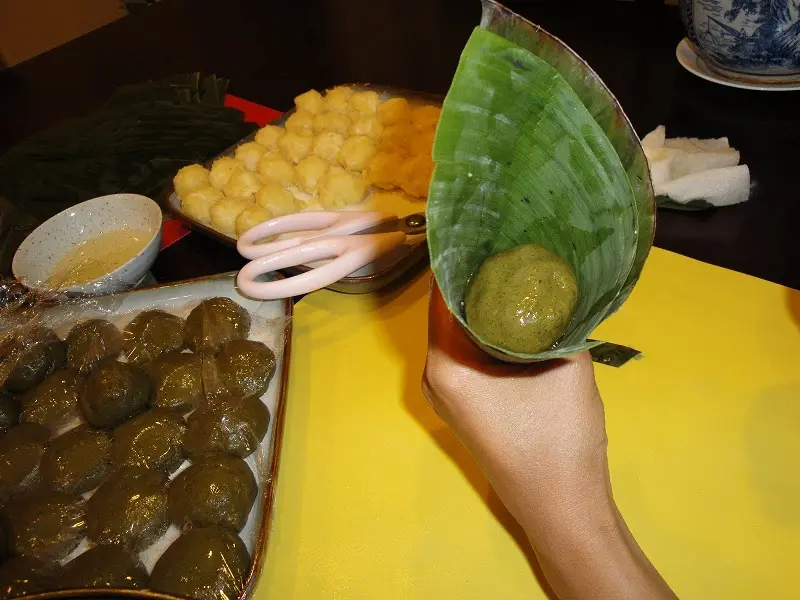 Thưởng thức b&aacute;nh &iacute;t l&aacute; gai B&igrave;nh Định với c&ocirc;ng thức 3 bước đơn giản 7