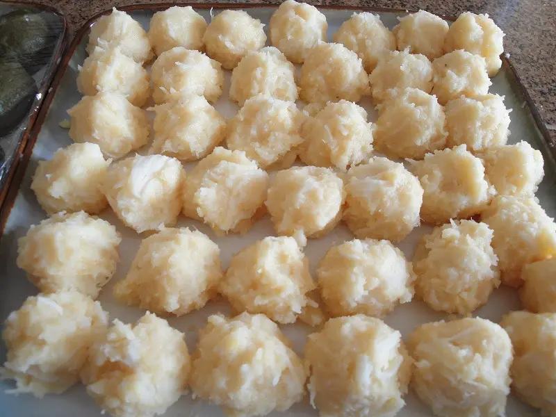 Thưởng thức b&aacute;nh &iacute;t l&aacute; gai B&igrave;nh Định với c&ocirc;ng thức 3 bước đơn giản 5