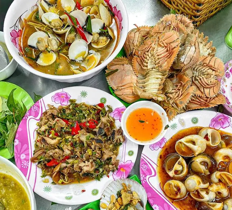 Top 10+ m&oacute;n ăn vặt Quy Nhơn nhất định phải nếm thử 7