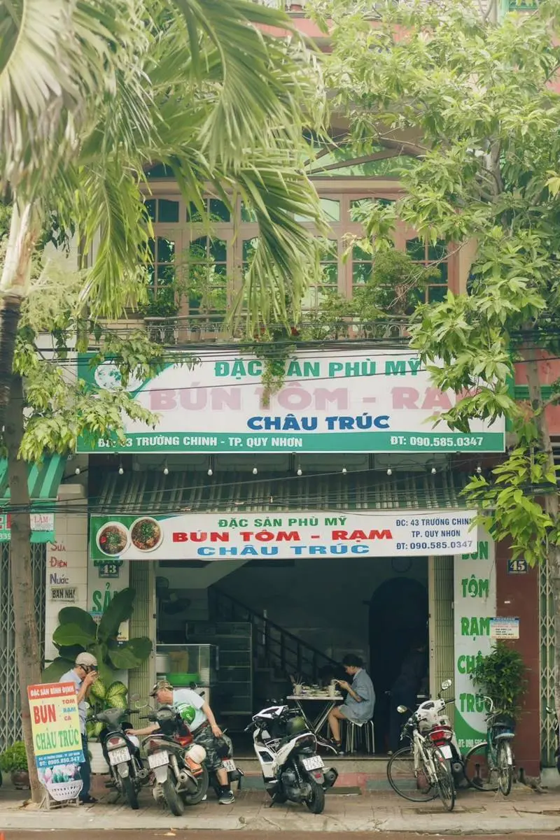 Top qu&aacute;n b&uacute;n rạm Quy Nhơn bạn phải thử khi đến B&igrave;nh Định 5