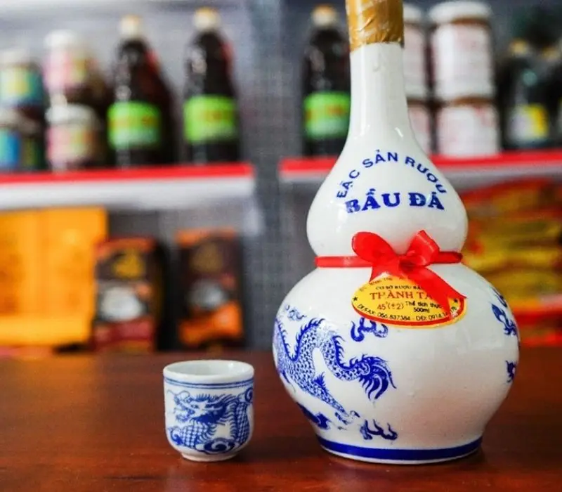Rượu bầu đá Bình Định có gì? Khám phá món đặc sản dân dã