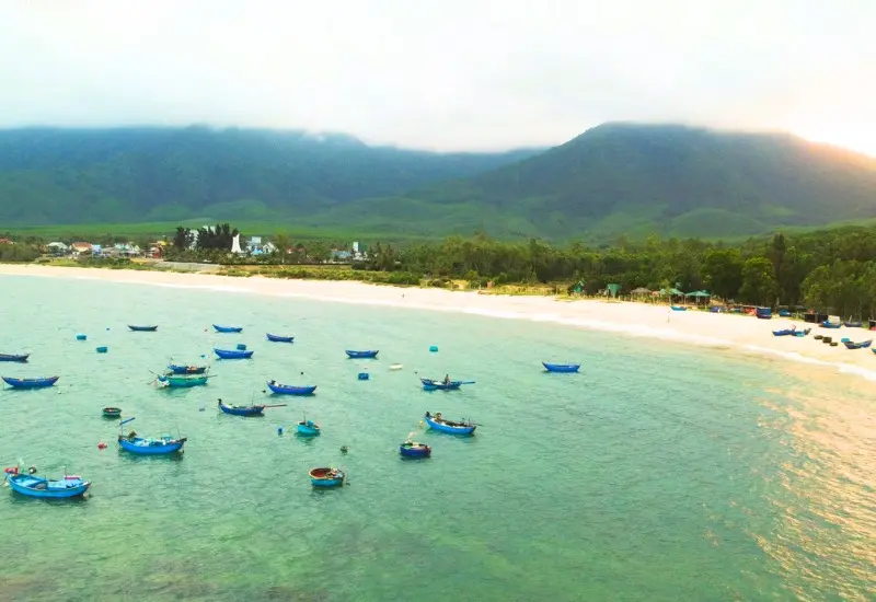 Gh&eacute; thăm b&atilde;i biển Lộ Di&ecirc;u: n&eacute;t nguy&ecirc;n sơ đầy quyến rũ 5