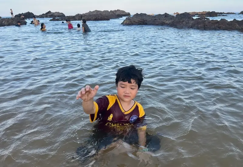 Gh&eacute; thăm b&atilde;i biển Lộ Di&ecirc;u: n&eacute;t nguy&ecirc;n sơ đầy quyến rũ 6