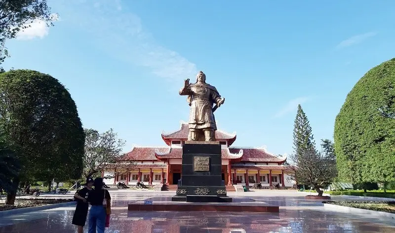 Có lịch trình du lịch Quy Nhơn 3 ngày 2 đêm chẳng lo không biết chơi gì 7