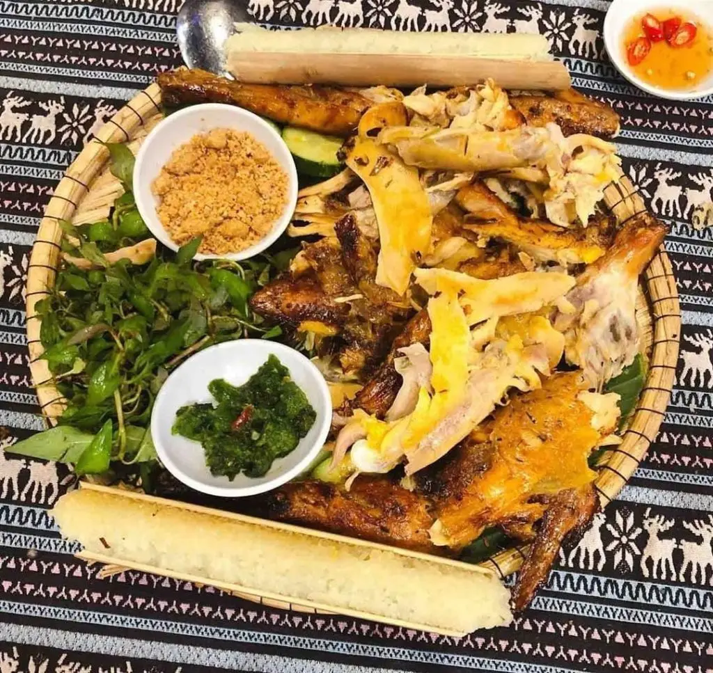Cơm lam Sapa - M&oacute;n ăn giản đơn nhưng lại ngon miệng đến lạ 6