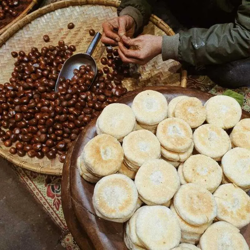 Những tọa độ b&aacute;n b&aacute;nh hạt dẻ Sapa bạn kh&ocirc;ng n&ecirc;n bỏ lỡ 4