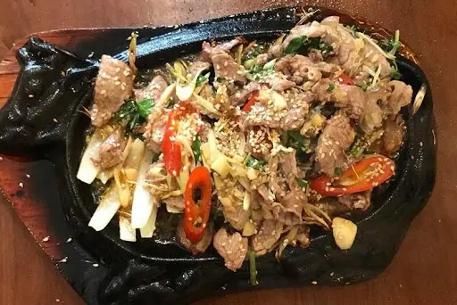 Red Dzao House Restaurant - Thưởng thức m&oacute;n ngon tại v&ugrave;ng n&uacute;i thị trấn Sapa 6