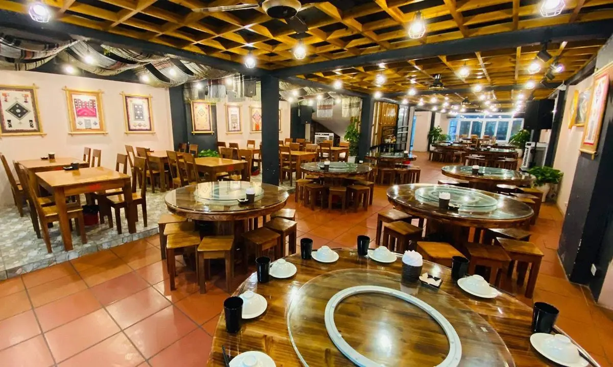 Viet Deli Sapa - Nh&agrave; h&agrave;ng buffet lẩu rau v&agrave; đặc sản n&uacute;i rừng 9