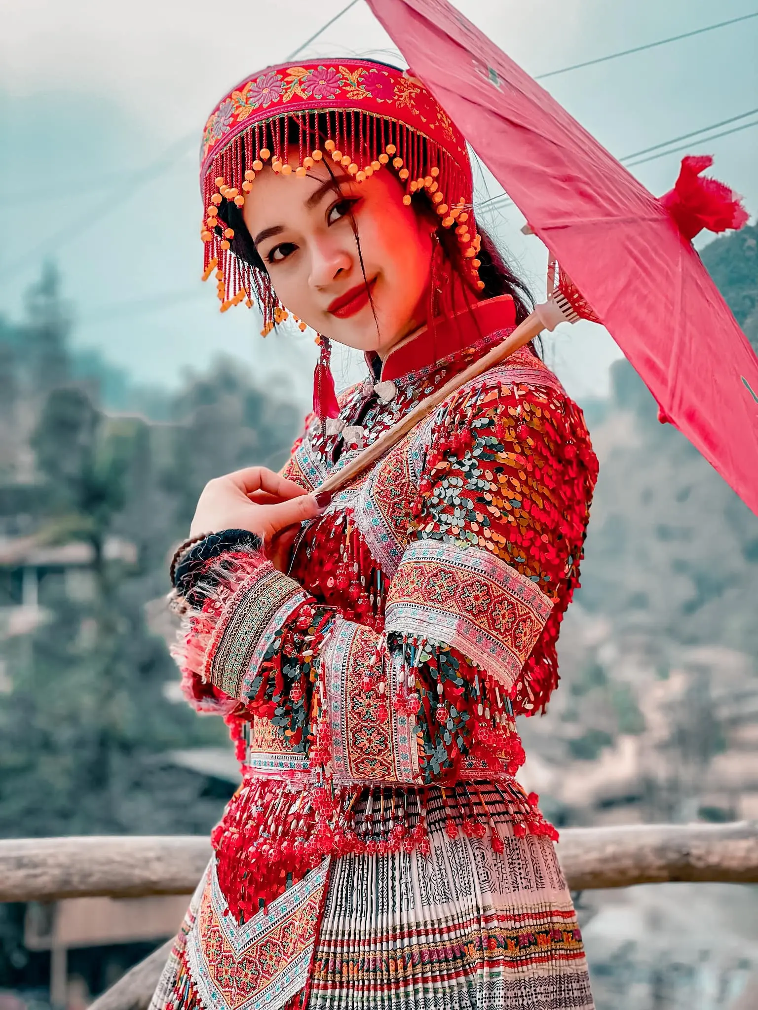 Một m&igrave;nh kh&aacute;m ph&aacute; trọn Sapa c&ugrave;ng mỹ nữ H&agrave; Nội Nguyễn Pink 12