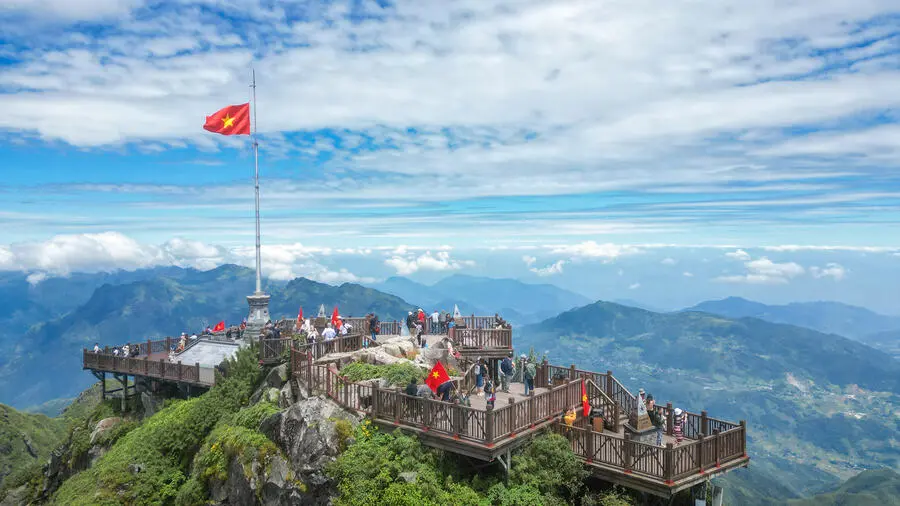 M&ugrave;a v&agrave;ng Fansipan rực rỡ giữa thi&ecirc;n nhi&ecirc;n L&agrave;o Cai 5