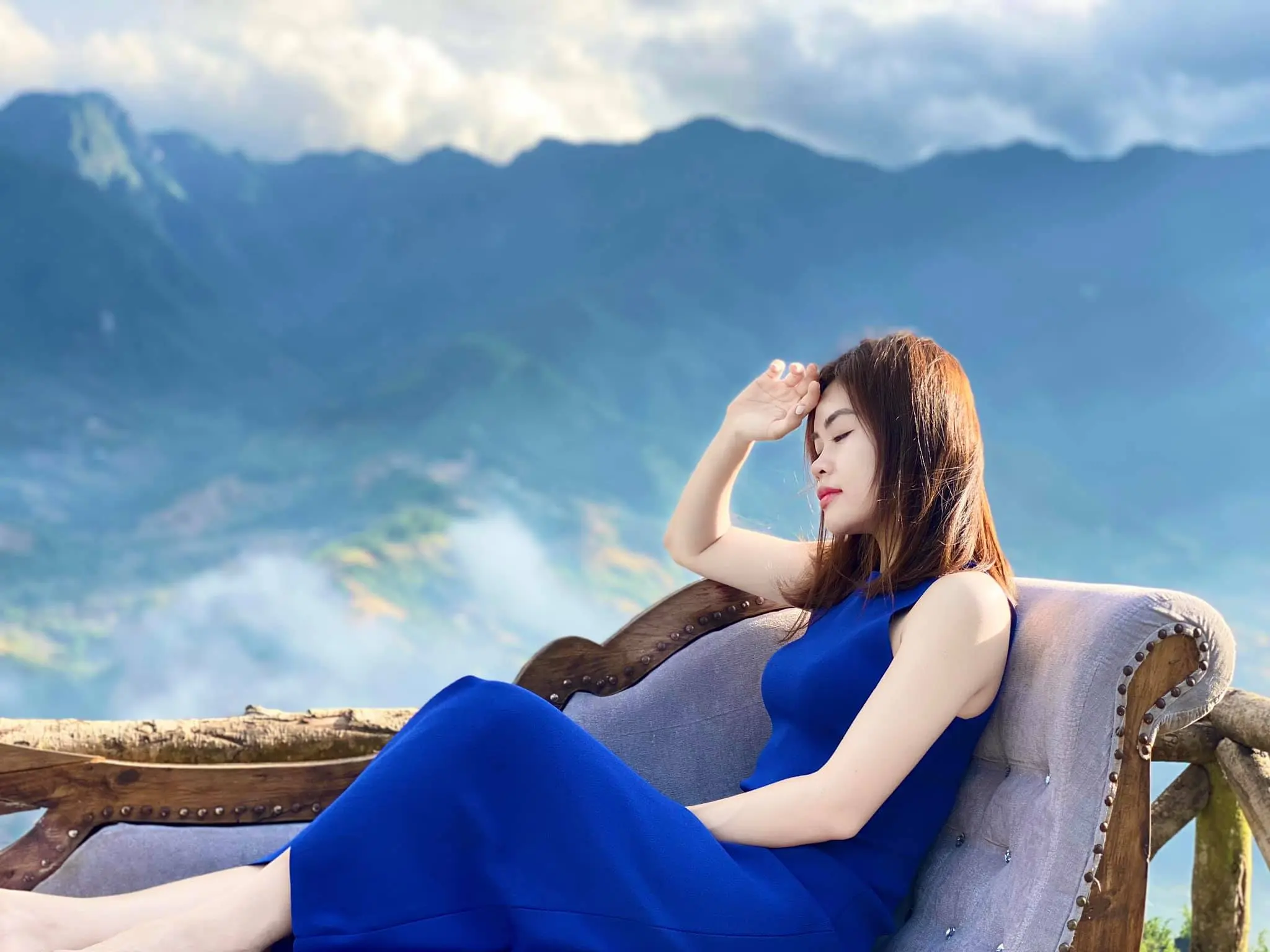 Nhanh tay săn cảnh Sapa tại Hầu Th&agrave;o với vẻ đẹp hoang sơ kh&ocirc;ng g&oacute;c chết c&ugrave;ng bạn Đặng Thuỳ Linh 4