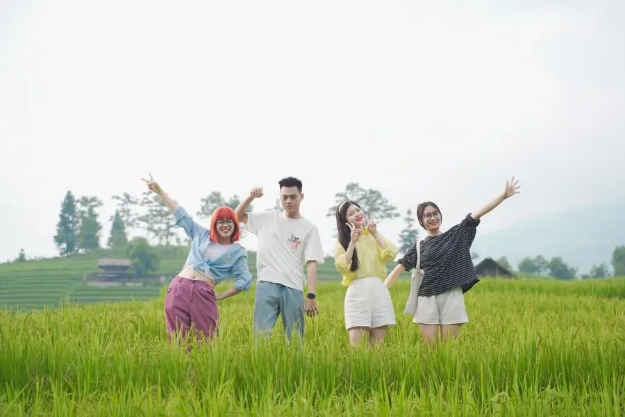 Sapa th&aacute;ng 7 đẹp ngẩn ngơ c&ugrave;ng m&ugrave;a l&uacute;a Nậm Cang bao quanh bản l&agrave;ng 4