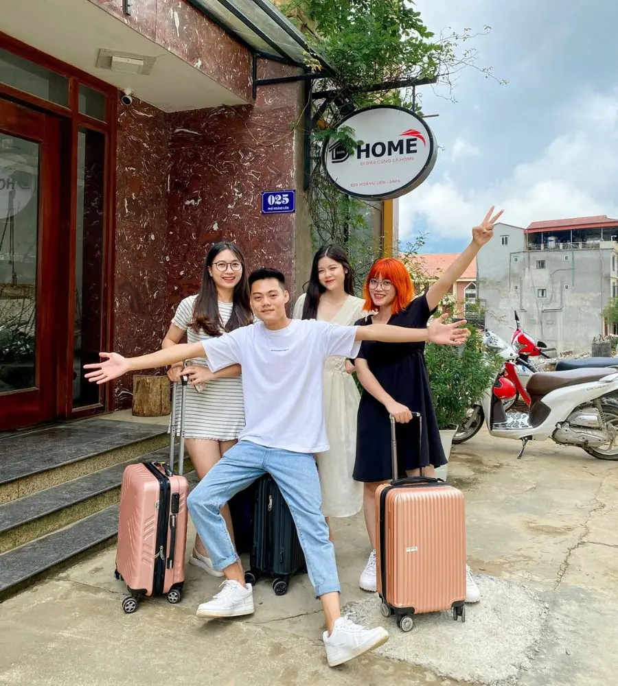 Sapa th&aacute;ng 7 đẹp ngẩn ngơ c&ugrave;ng m&ugrave;a l&uacute;a Nậm Cang bao quanh bản l&agrave;ng 10