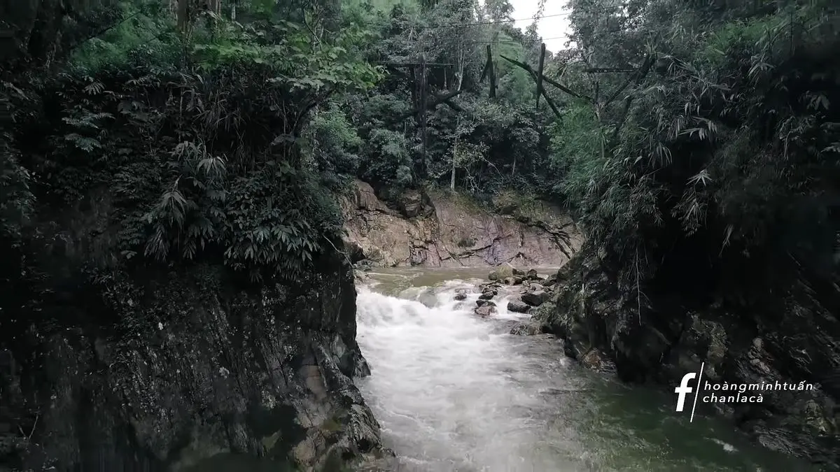 Thử một ng&agrave;y l&agrave;m thanh ni&ecirc;n v&ugrave;ng cao c&ugrave;ng Chan La C&agrave; tại Sapa 4