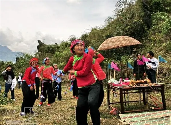 Đặc sắc Lễ hội Ro&oacute;ng Poọc Sapa của đồng b&agrave;o người Gi&aacute;y 14