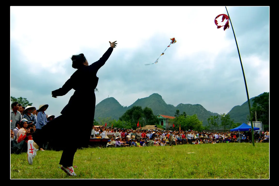 Đặc sắc Lễ hội Ro&oacute;ng Poọc Sapa của đồng b&agrave;o người Gi&aacute;y 13