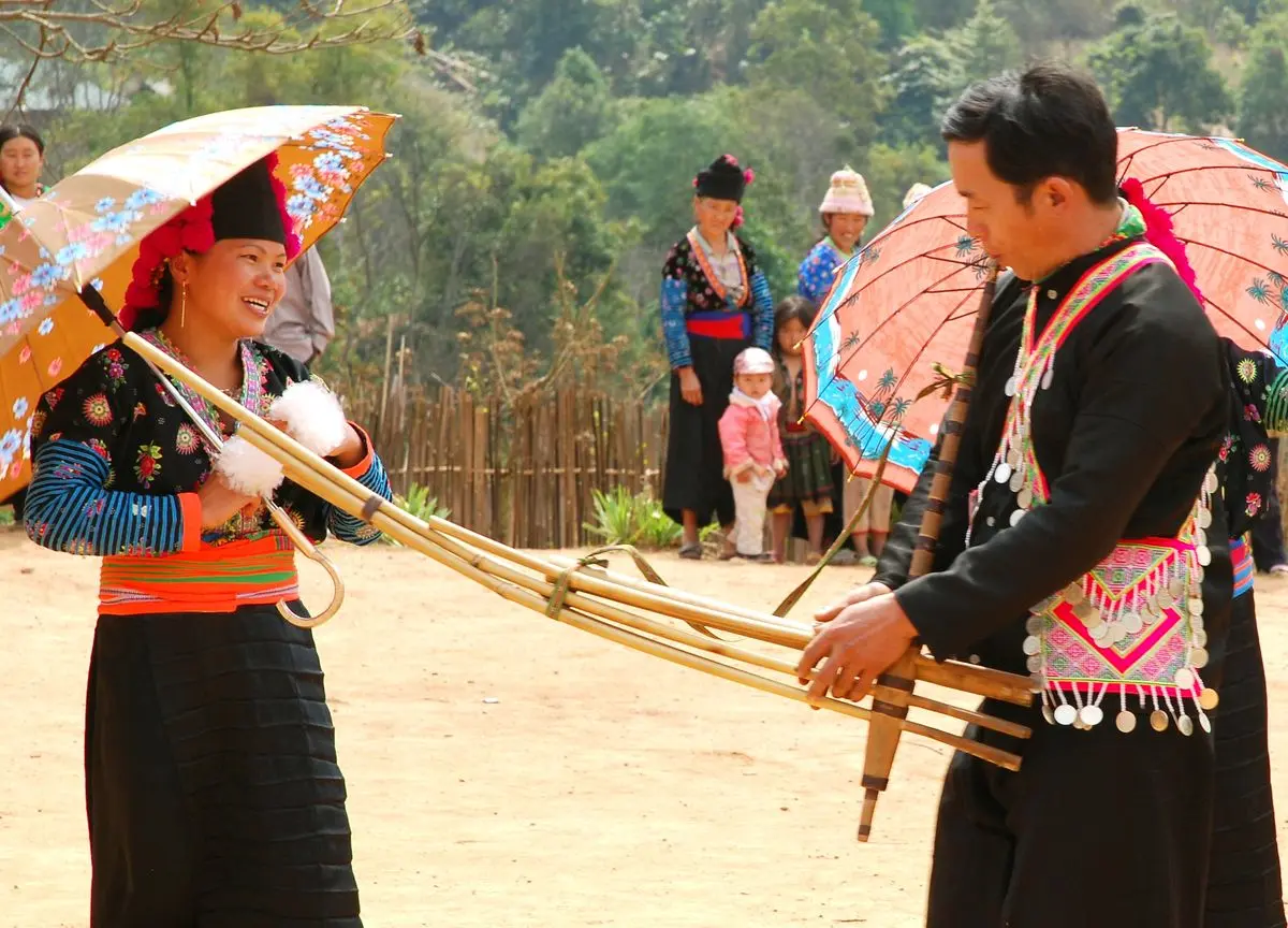 Lễ hội kh&egrave;n hoa v&agrave; Mở cổng trời Fansipan - Kh&aacute;m ph&aacute; lễ hội miền n&uacute;i T&acirc;y Bắc kỳ vĩ 2