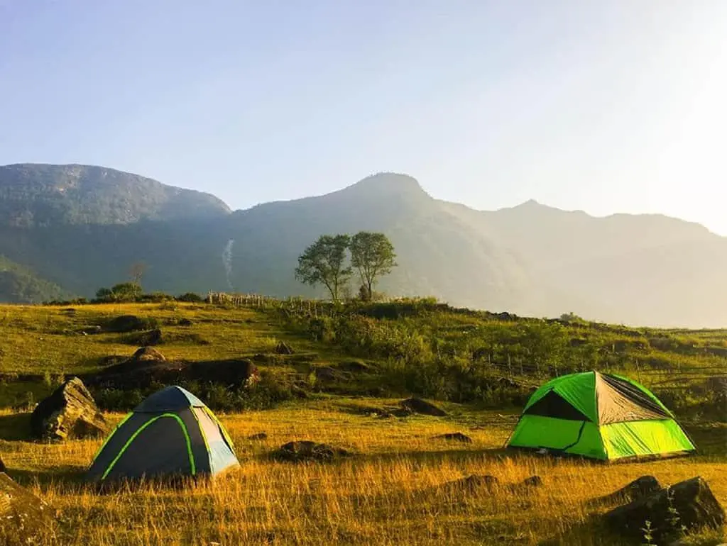 Bỏ t&uacute;i ngay một số kinh nghiệm lựa chọn địa điểm cắm trại ở Sapa 2