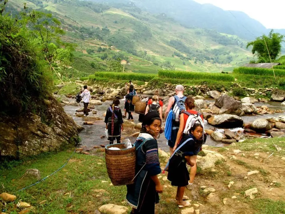 Kinh nghiệm trekking Sapa từ dễ đến kh&oacute; cho người mới bắt đầu 6