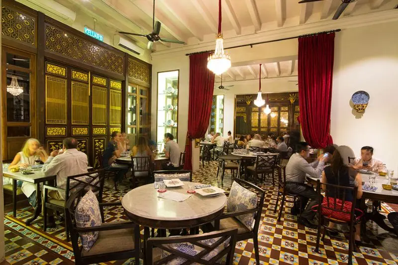 Kh&aacute;m ph&aacute; ẩm thực Nyonya giao h&ograve;a đa sắc tộc 9