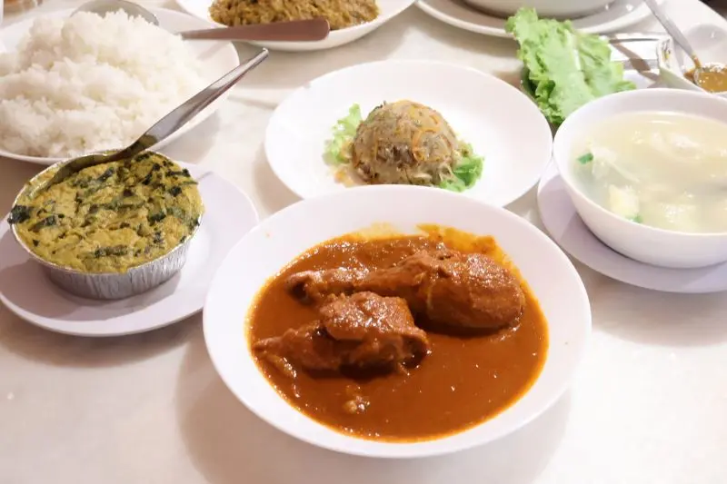 Kh&aacute;m ph&aacute; ẩm thực Nyonya giao h&ograve;a đa sắc tộc 10