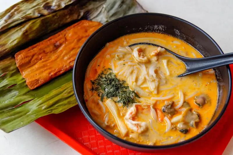 Kh&aacute;m ph&aacute; mỹ vị của m&oacute;n Laksa nổi danh Đ&ocirc;ng Nam &Aacute; 5
