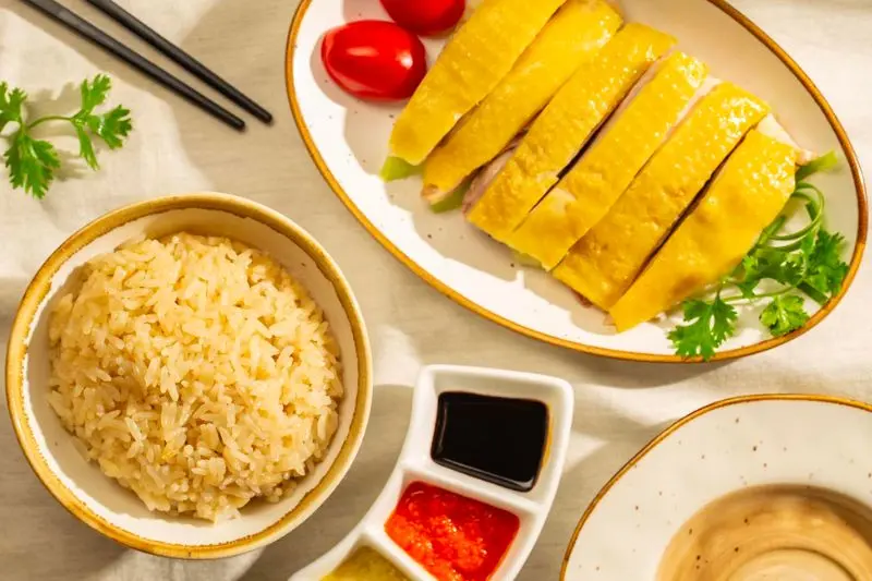 Trải nghiệm m&oacute;n cơm g&agrave; Kampong đặc sản Singapore 3