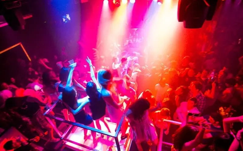 Trải nghiệm Clarke Quay tại Singapore: Những hoạt động th&uacute; vị kh&ocirc;ng n&ecirc;n bỏ qua 14