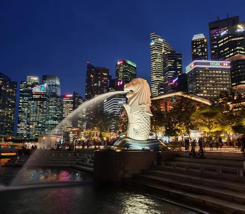 Singapore nổi tiếng về cái gì? Cùng MIA.vn khám phá 10 điều đặc biệt nhé!