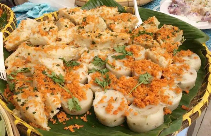 Bánh Bầu Sóc Trăng, đặc sản trứ danh thơm ngon ai cũng biết 3