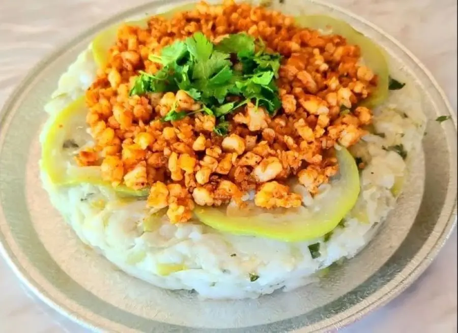 Bánh Bầu Sóc Trăng, đặc sản trứ danh thơm ngon ai cũng biết 5