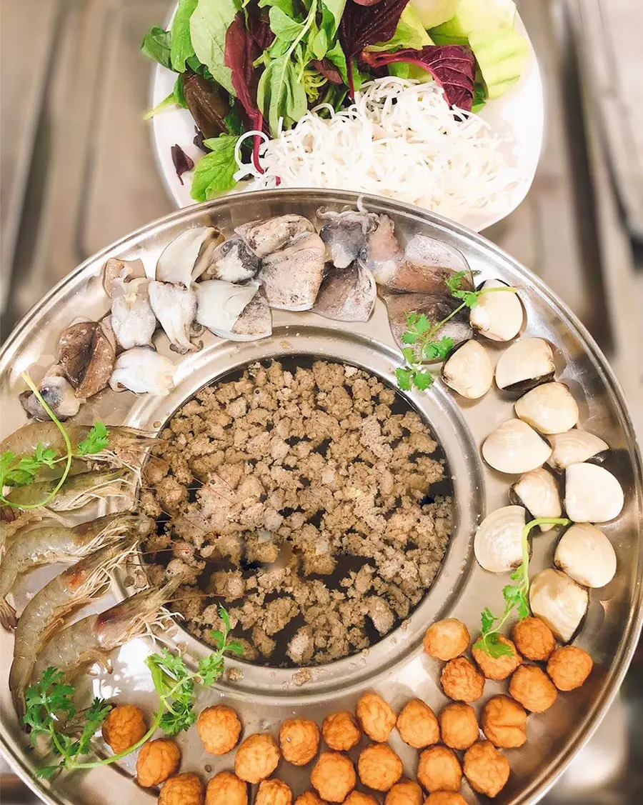 Bật m&iacute; top qu&aacute;n lẩu S&oacute;c Trăng thơm ngon trứ danh cho t&iacute;n đồ ẩm thực 6