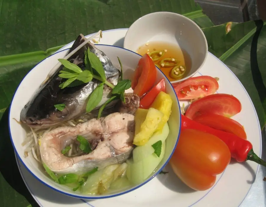 Canh chua c&aacute; b&ocirc;ng lau C&ugrave; Lao Dung, m&oacute;n ăn d&acirc;n d&atilde; miền s&ocirc;ng nước 6