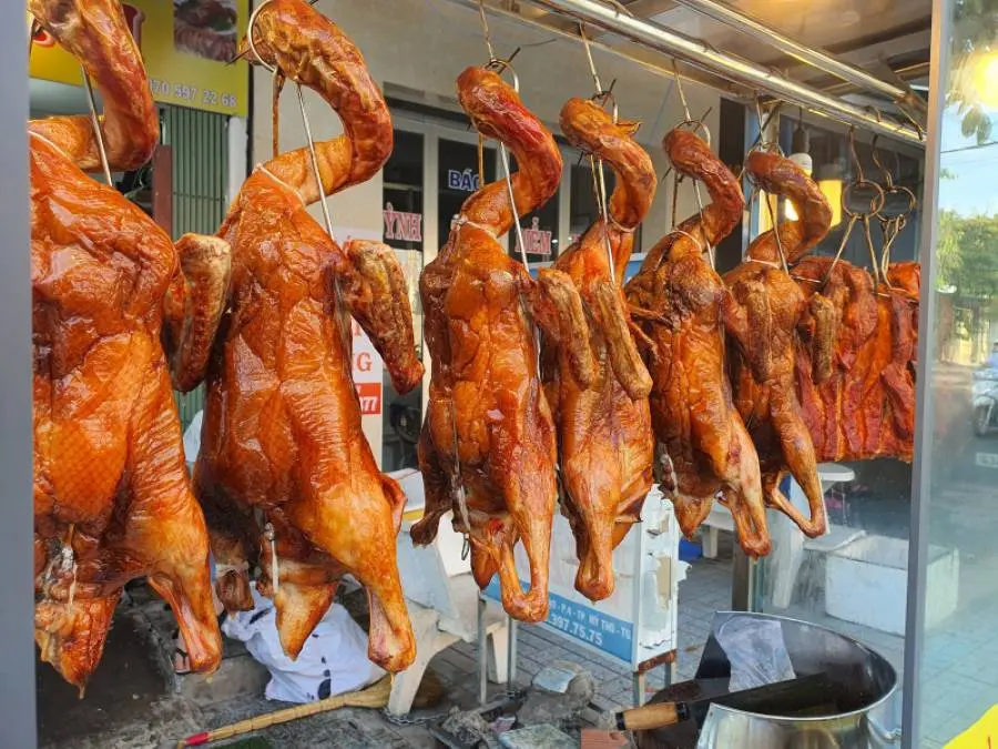 Điểm danh top qu&aacute;n vịt quay S&oacute;c Trăng khiến nhiều người m&ecirc; mẩn 3
