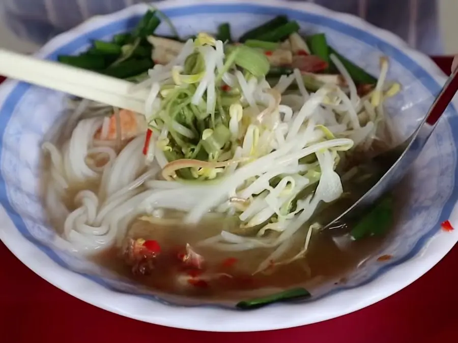 Gh&eacute; B&uacute;n nước l&egrave;o C&acirc;y nh&atilde;n trải nghiệm m&oacute;n ngon đặc sản S&oacute;c Trăng 3