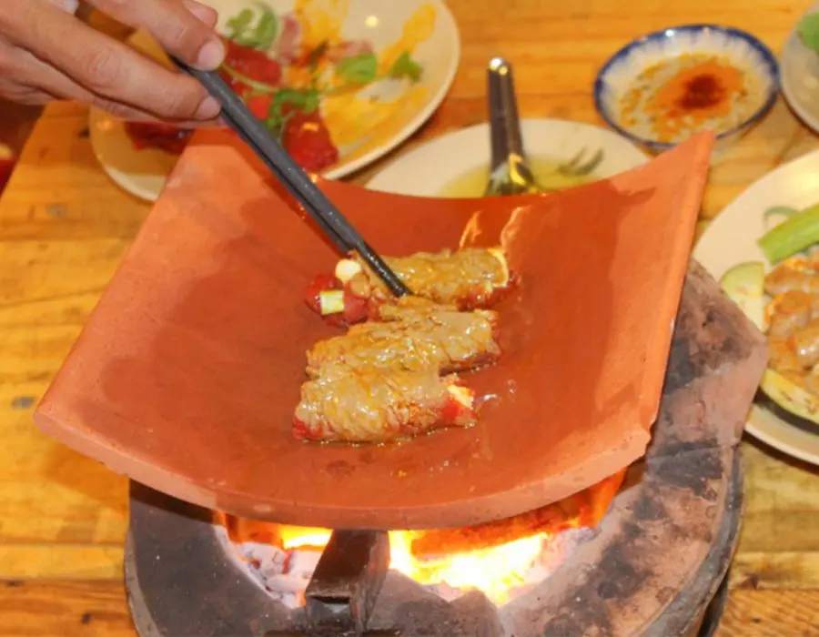 Hương vị b&ograve; nướng ng&oacute;i S&oacute;c Trăng thơm ngon, kh&oacute; cưỡng 5