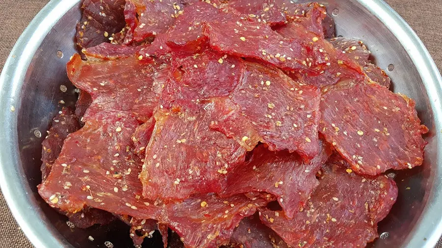 Kh&ocirc; thịt heo Sóc Trăng v&agrave; hương vị l&agrave;m n&ecirc;n loại đặc sản nức tiếng 5