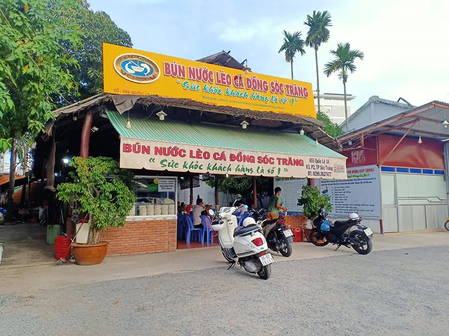 Lưu ngay top qu&aacute;n b&uacute;n nước l&egrave;o S&oacute;c Trăng kh&ocirc;ng thể bỏ lỡ 3