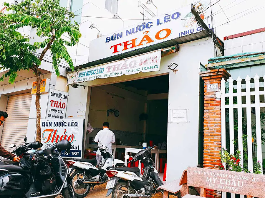 Lưu ngay top qu&aacute;n b&uacute;n nước l&egrave;o S&oacute;c Trăng kh&ocirc;ng thể bỏ lỡ 4