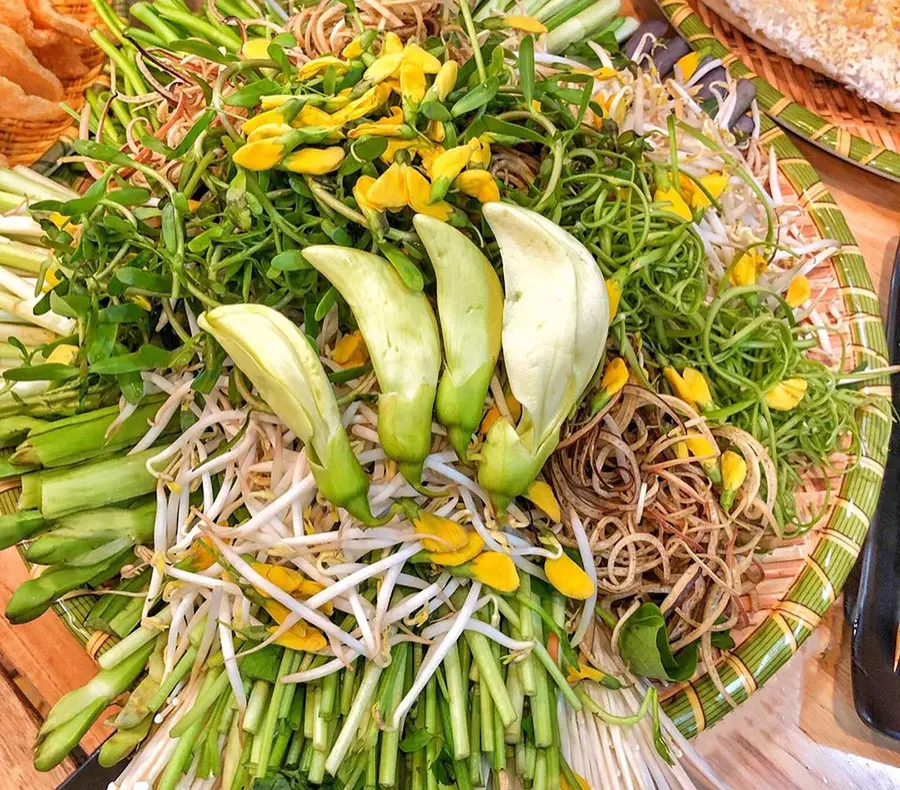 Thưởng thức Lẩu mắm S&oacute;c Trăng, đặc sản nức tiếng gần xa 5
