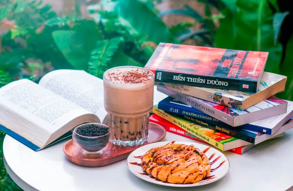 Đến M Y O cafe thưởng thức món đồ uống thơm ngon, hấp dẫn