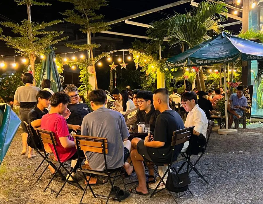 Bean Family Coffee, kh&ocirc;ng gian c&agrave; ph&ecirc; đầy m&agrave;u sắc tại T&acirc;y Ninh 3