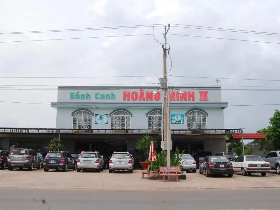 Gh&eacute; B&aacute;nh canh Trảng B&agrave;ng Ho&agrave;ng Minh thưởng thức đặc sản T&acirc;y Ninh đ&uacute;ng điệu 2