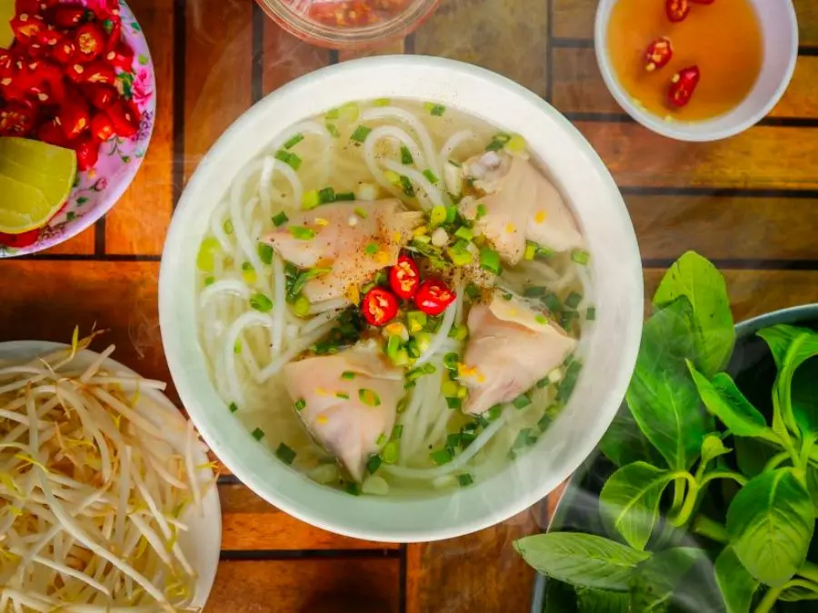 Gh&eacute; B&aacute;nh canh Trảng B&agrave;ng Ho&agrave;ng Minh thưởng thức đặc sản T&acirc;y Ninh đ&uacute;ng điệu 4