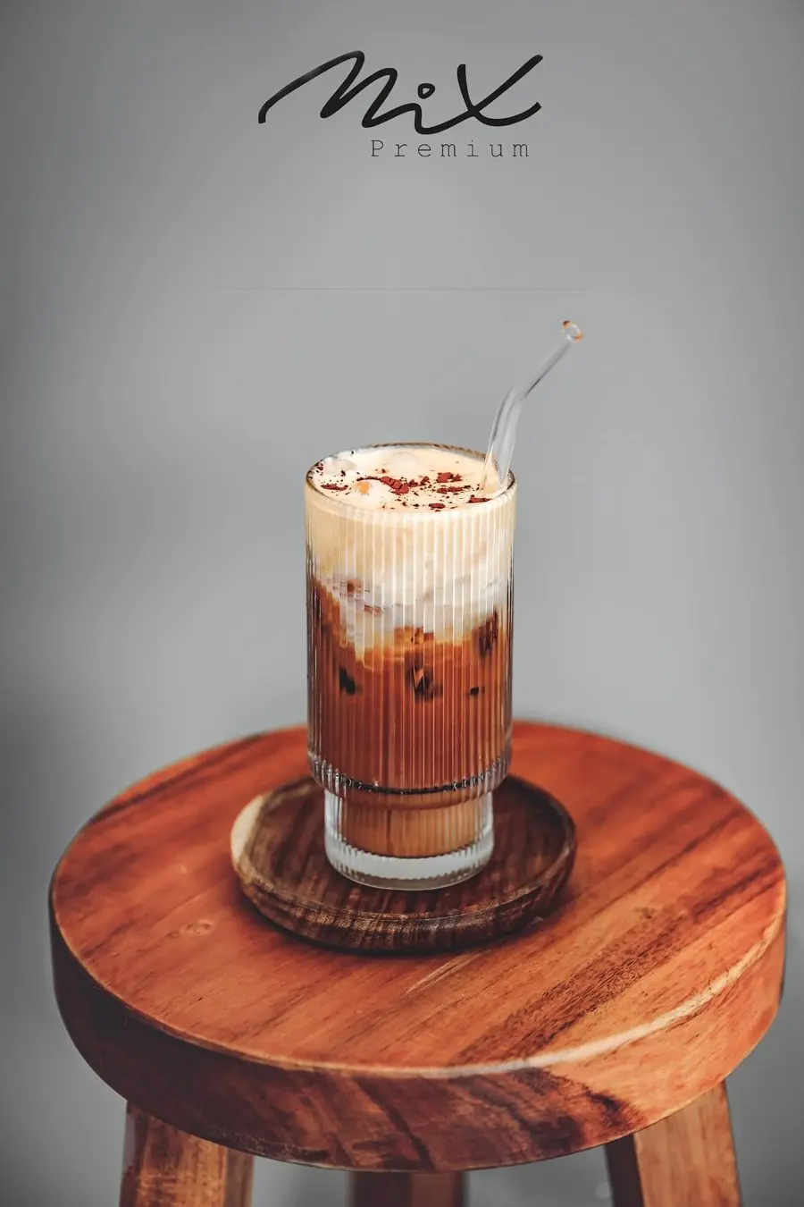 MiX Premium Coffee với kh&ocirc;ng gian tối giản th&iacute;ch hợp để bạn tha hồ sống ảo 5