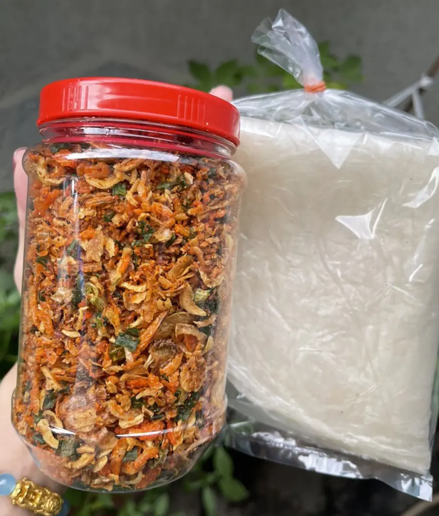Muối t&ocirc;m T&acirc;y Ninh, vương vấn hương vị đậm đ&agrave; miền Nam Bộ 11