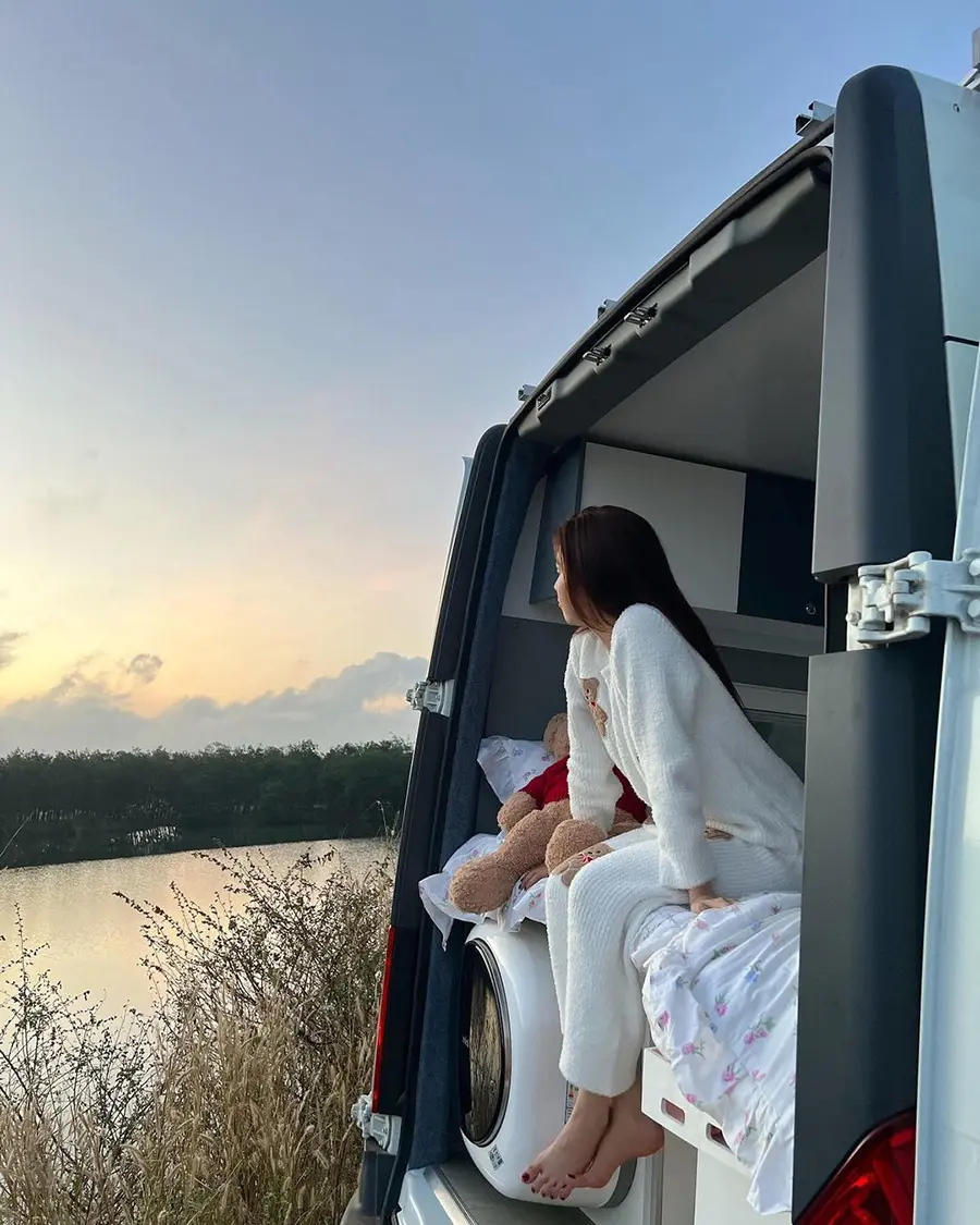 C&ugrave;ng Ngọc Trinh check in T&acirc;y Ninh tại khu cắm trại Ma Lữ Qu&aacute;n 4