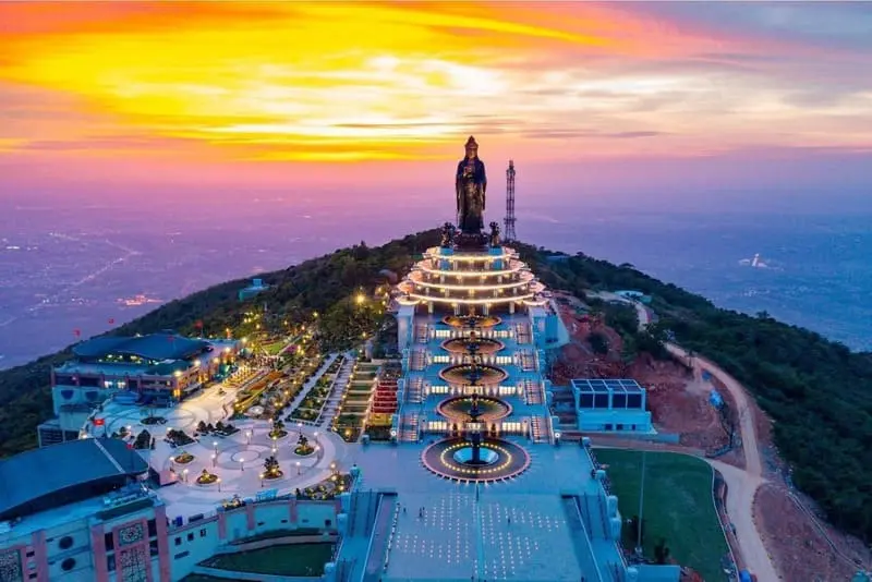 Du lịch Tây Ninh hè 'trốn nóng' Sài Gòn 2